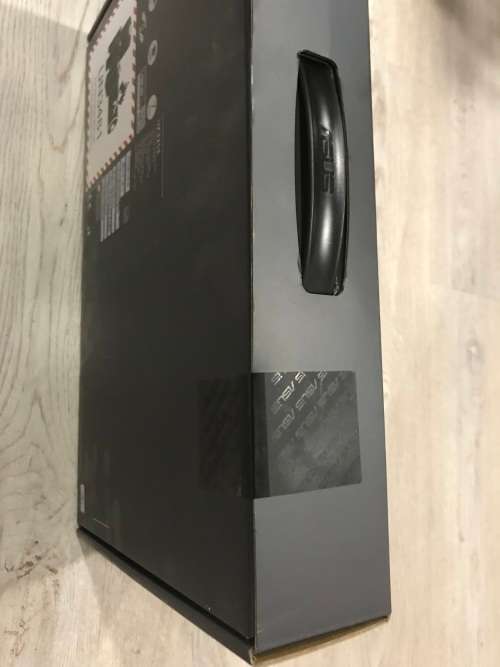 *BRAND NEW SEALED*LATEST ASUS ZENBOOK ULTRABOOK 11thGEN i5, 8GB RAM, 512SSD-WORTH 15k-GRAB IT@R9999